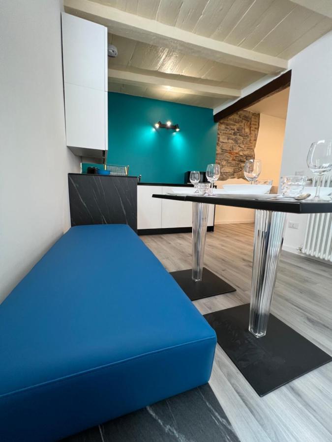 Blue Sapphire Como Cozy Flat In Center Of City Apartment Exterior foto