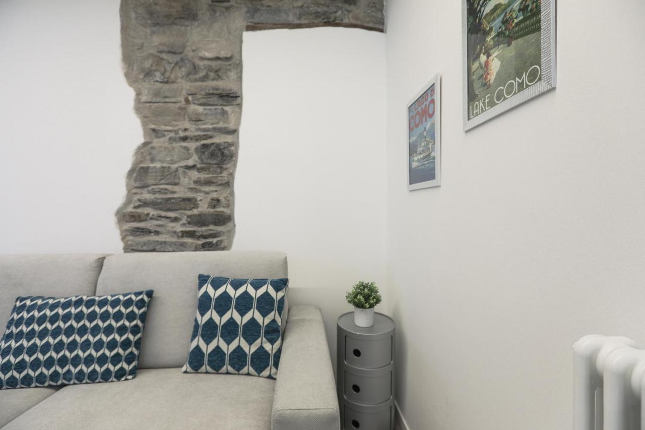 Blue Sapphire Como Cozy Flat In Center Of City Apartment Exterior foto